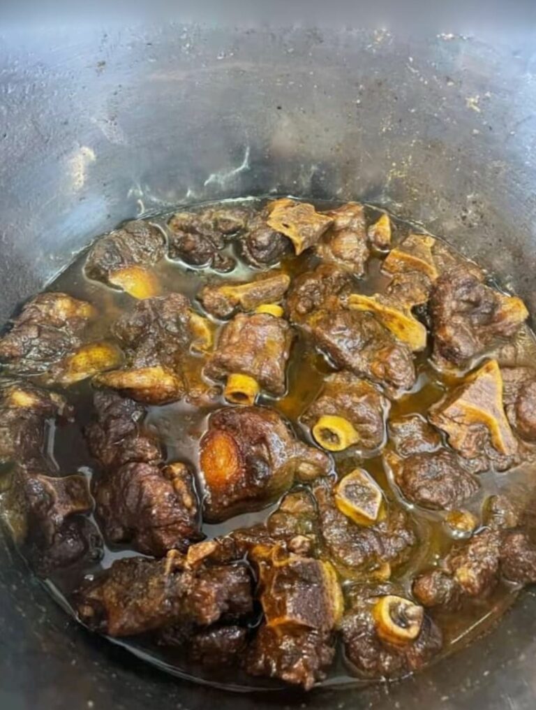southern styled oxtails