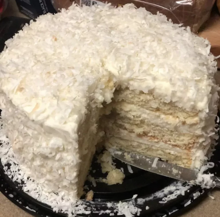 Read more about the article Creme of Coconut Cake