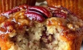 Pecan Pie Muffins
